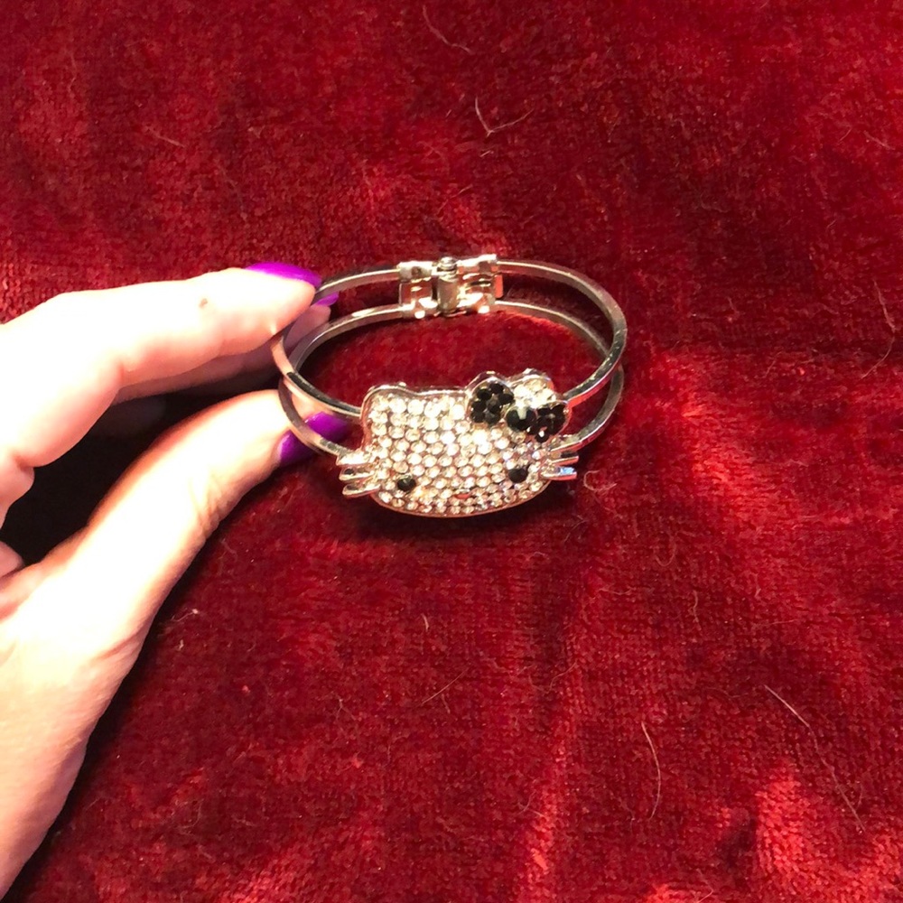 Hello Kitty bracelet